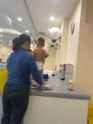 -四季宝贝婴幼儿水育成长中心(陆家嘴店)