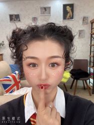 -红馆妆造(中央大街店)