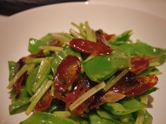 腊肉炒云南脆玉豆-炳胜私厨(万象前海店)