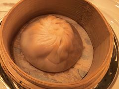 蟹肉灌汤小笼包-嘉麟楼