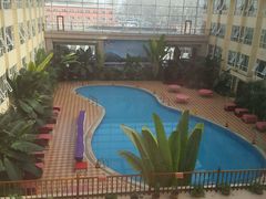 -兴芮温泉度假区