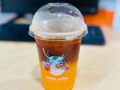 闪光橙橙冰萃美式-瑞幸咖啡(万恒大厦店)