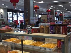 面包甜点陈列柜-上海市长春食品商店(淮海中路店)