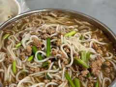 -正宗杨记普洱酸醋米线(总店)