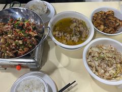 -笨罗卜浏阳菜馆(太平街店)