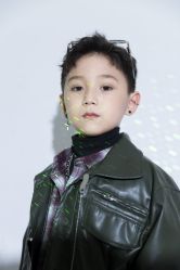 -大连棒棒糖儿童摄影(熊洞街店)