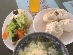 -宝瑞门钉肉饼店