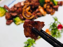 黑椒牛肉粒-湖畔鲁菜·二十年老字号餐厅(大明湖店)