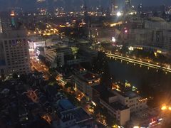 -云顶旋转自助景观餐厅