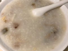 老火皮蛋瘦肉粥-龙记烧腊茶餐厅(常德路店)