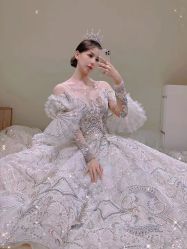 点击看大图 -GRACE KELLY婚纱与礼服(北京店)