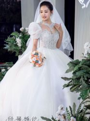 -欣薇婚纱(新源乐汇城店)