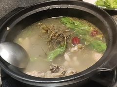 -野迹·石橄榄鸡·烧烤(新洲店)