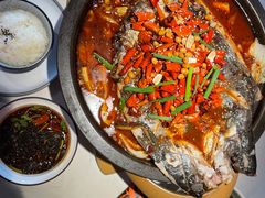 -鸣记脆皮烤鱼·海鲜烤鱼(三八广场店)