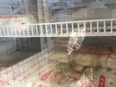 -昆明冠生园·蛋糕·面包(朗悦湾店)