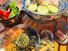 -叽叽扎扎烤肉场(生态城万达店)
