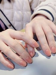 -桃色美甲沙龙
