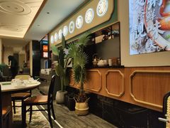 -粤港湾砂锅粥·宵夜(宝龙店)