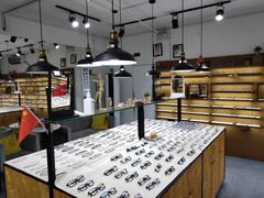 -罗伯特眼镜·蔡司官方授权(罗湖国贸店)