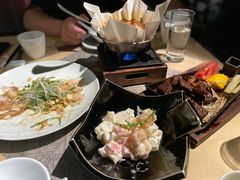-穹六人间 people 6(岳阳路店)
