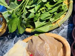 -慢丽江·云南野生菌土鸡锅(西山店)