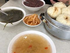 -胡成记口蘑龙眼包子(盐道街店)