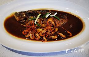 Crucian Carp with River Shrimp