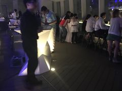 -OZONE 顶楼酒吧(香港丽思卡尔顿酒店)