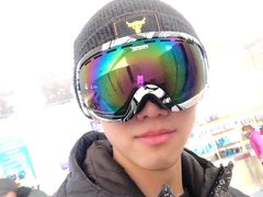 -十三陵雪世界滑雪场