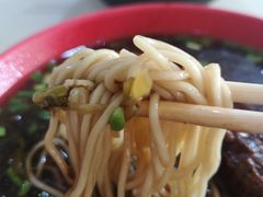 -小龙大肉面馆