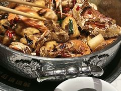 -七欣天香辣蟹火锅(闵行浦江欢乐颂店)