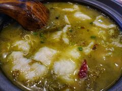 石锅酸菜鱼-周鱼小馆石锅酸菜鱼(活力汇店)