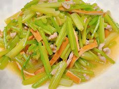 -洛东土菜馆(建国北路店)