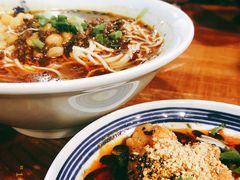 鹌鹑蛋辣-兵哥豌豆面(建设巷店)