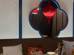 -尚尚仙·酸汤猪手·猪肚鸡火锅(华联万柳购物中心店)