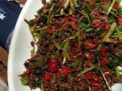 野山椒香菜牛肉丝-湖南人家·家传湖南菜(水围店)