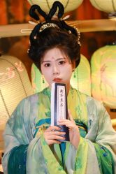 -支流映画摄影·汉服妆造跟拍(本宫来了银泰店)