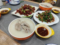 -彭记老妈蹄花(文化路店)