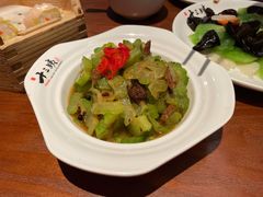 豆豉鲮鱼拌苦瓜-南拳十三姨·潮汕砂锅粥(世纪金源店)