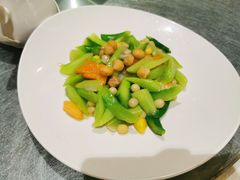 翡翠鲜莲子-湯記傳菜