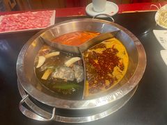 -大龙辣火锅·龙虾·烧烤(湖滨新天地店)
