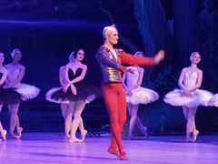 -交通银行前滩31演艺中心