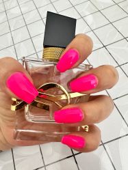 -芊冉•美甲美睫纹绣