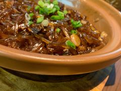 -有红鸡毛店·川菜(建设路店)