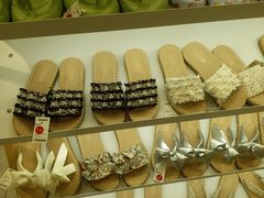 -hotwind热风(丽影广场店)