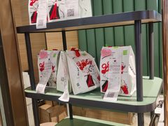 -奈雪的茶(百盛店)