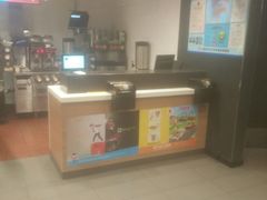 -麦当劳(百联西郊购物中心店)