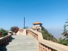 -鸡鸣山旅游风景区