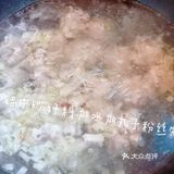 快手家常汤菜【菠菜粉丝丸子汤】