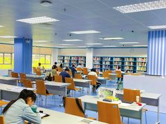 -南山图书馆(常兴路店)